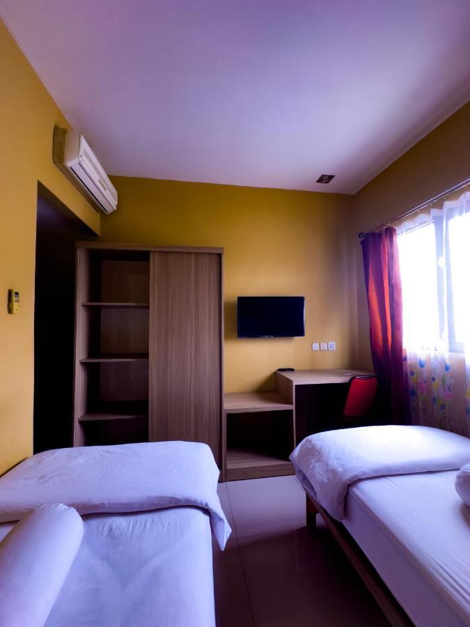 Mess Mt Haryono Motel Sampit Kültér fotó
