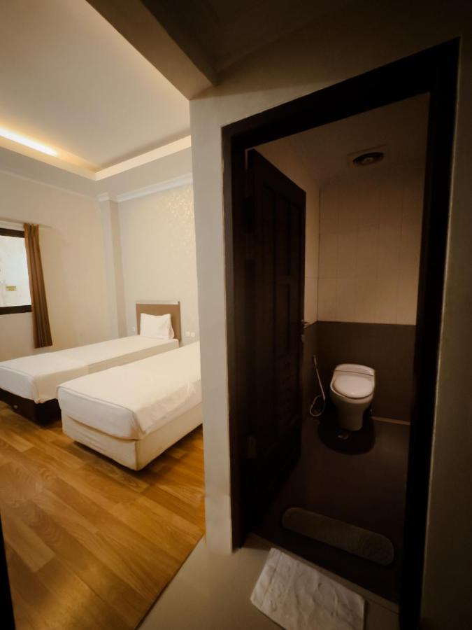 Mess Mt Haryono Motel Sampit Kültér fotó